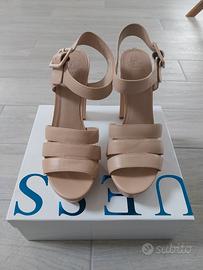 Sandalo Guess n 40 nuovo con scatola 