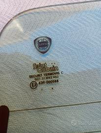 Vetro lunotto posteriore lancia delta 831
