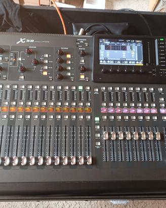 behringer X32