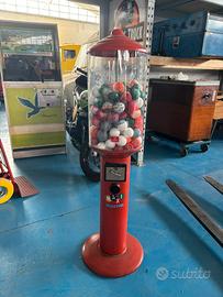 Distributore palline