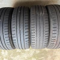 Gomme 215/60/16c