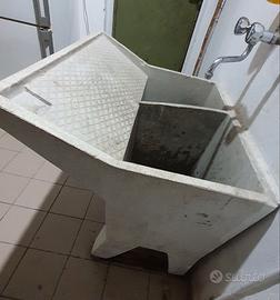 Vasca /lavatoio per esterni.