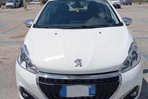Peugeot 208 Allure