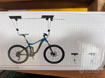 Appendi bicicletta da soffitto