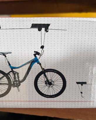 Appendi bicicletta da soffitto