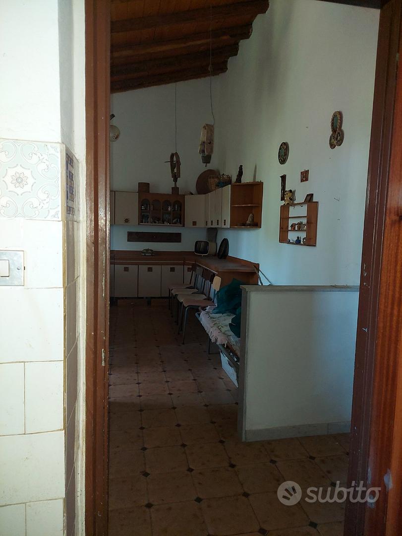 Casa in campagna con fruttetto - Vista 4