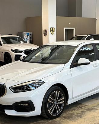 BMW 118 i Advantage - LED - 17"