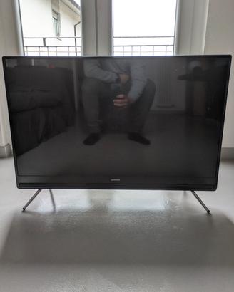 Smart TV 32" Samsung, semi-guasto