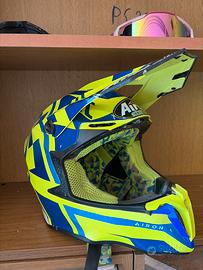 Casco airoh