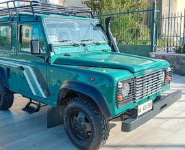 Land Rover Defender 2.5 turbodiesel 90