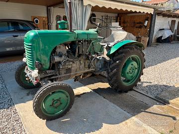 Trattore agricolo Steyr 80 anno 1955