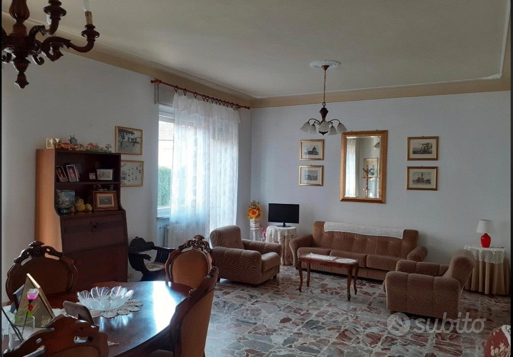 Appartamento – Vercelli, Porta Torino, L'Isola - Vista 2