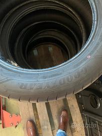 Pneumatici estivi Goodyear 215/55 R18 99V