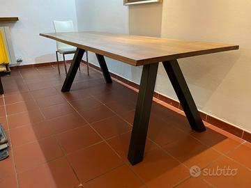 Tavolo legno massello