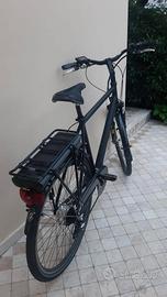 ebike 28 pollici trekking citybike