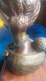 Scultura in bronzo colorato