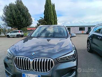 BMW x1 (f48) s-drive 18d x-line
