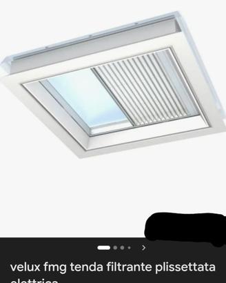 Tenda per Velux a tetto con telecomando