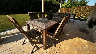 Tavolo da giardino con sedie in Teck