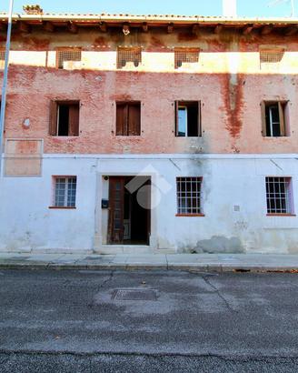 RUSTICO A GONARS