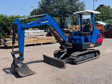 MINIESCAVATORE YANMAR B 27