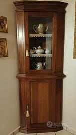 Angoliera arte povera