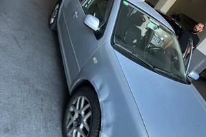 Golf anno 2000 benzina e gpl