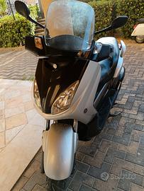 Yamaha X-Max 125 - 2000