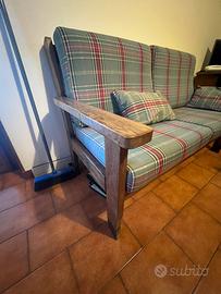 Divano 2 posti in buono stato
