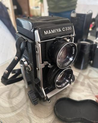 Macchina fotografica d’epoca Mamiya C330