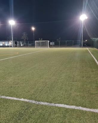 Campo a 8 da smontare. 