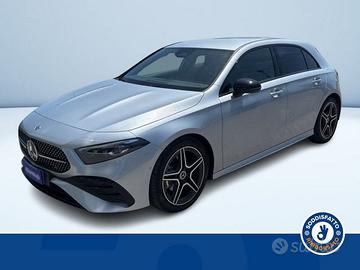 Mercedes-Benz Classe A 180d Automatic AMG Lin...
