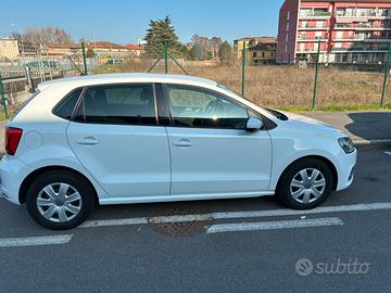 Polo 1.4 confort lin