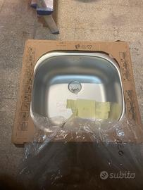 Lavandino a una vasca nuovo