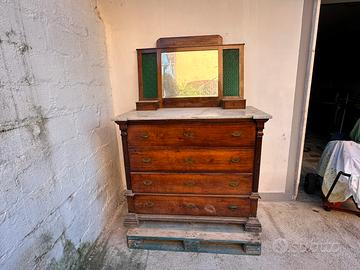 Mobile antico