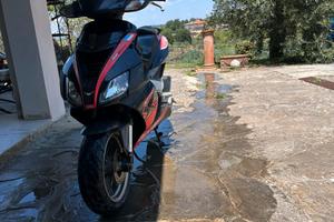 aprlia scooter 50cc