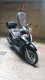 Honda SH300 ( giugno 2020) con smart key
