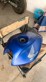 serbatoio honda hornet 600 2005