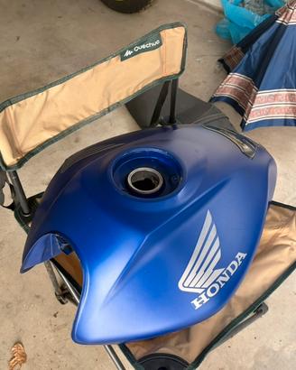 serbatoio honda hornet 600 2005