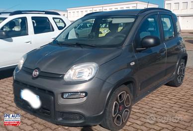 Fiat Panda 1.0 FireFly S&S Hybrid City Cross