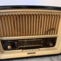 Radio d’epoca Telefunken “Desire”