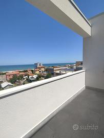 Ultimo piano vista mare. SENIGALLIA