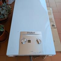 Scaldabagno Vaillant turboMAG