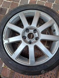 2 cerchi in lega r17 gruppo audi uno è nuovo