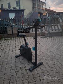 bici statica 150€
