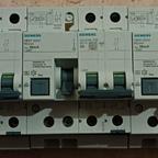 2 MAGNETOTERMICO DIFFERENZIALE SIEMENS