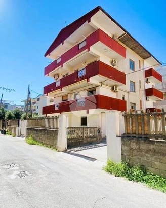 3 LOCALI A NOCERA TERINESE