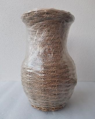 Vaso in coccio con rivestimento 