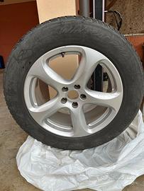 Gomme invernali +cerchi Alfa Romeo Stelvio da 18