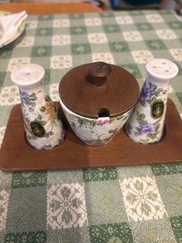 Completo sale pepe e salsiera